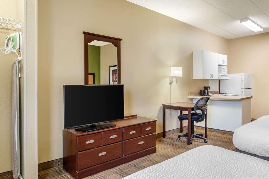 Mainstay Suites Hillside Room photo